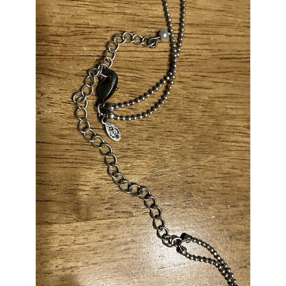 Premier Designs Flower Pendant Necklace Silver Tone Faux Pearl - Picture 3 of 3